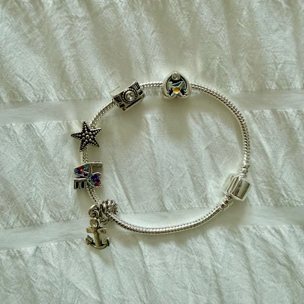 Cruise Charm Bracelet with Nautical Charms - Picture 3 of 3